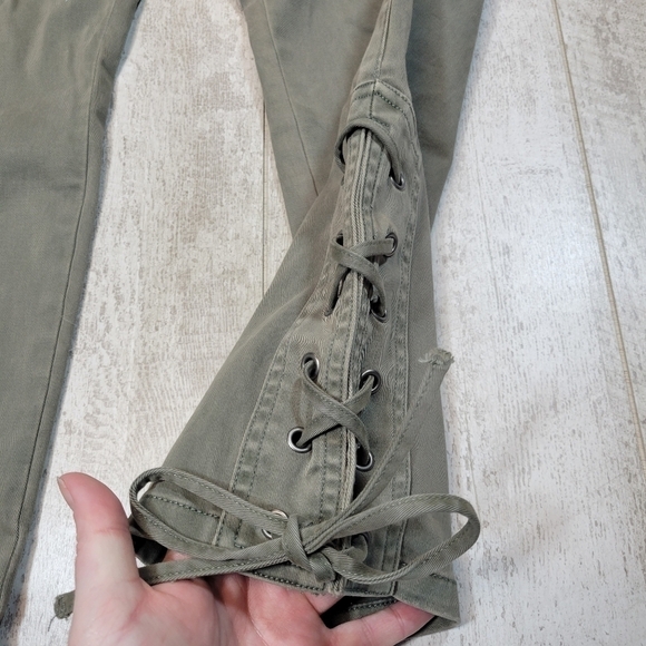 Pistola Lace Up Ankle Army Green Cargo Crops Pants - Picture 6 of 10